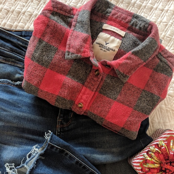 American Eagle Outfitters Tops - Thick Flannel